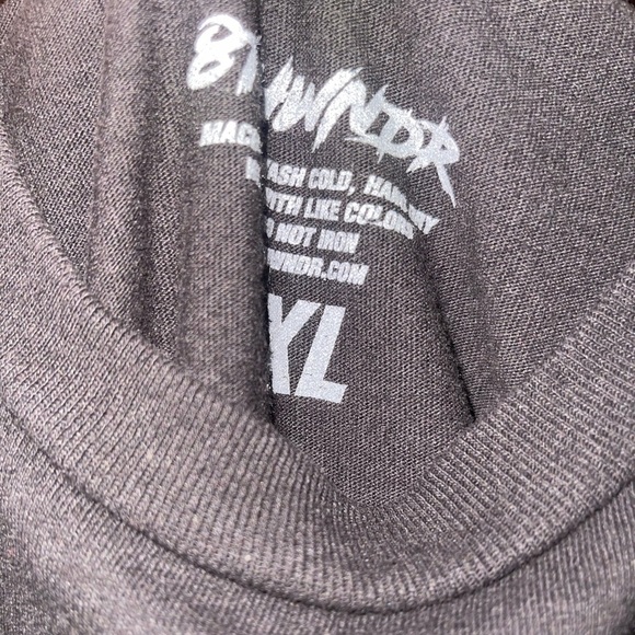 Graphic t-shirt 8thwndr - Picture 3 of 4